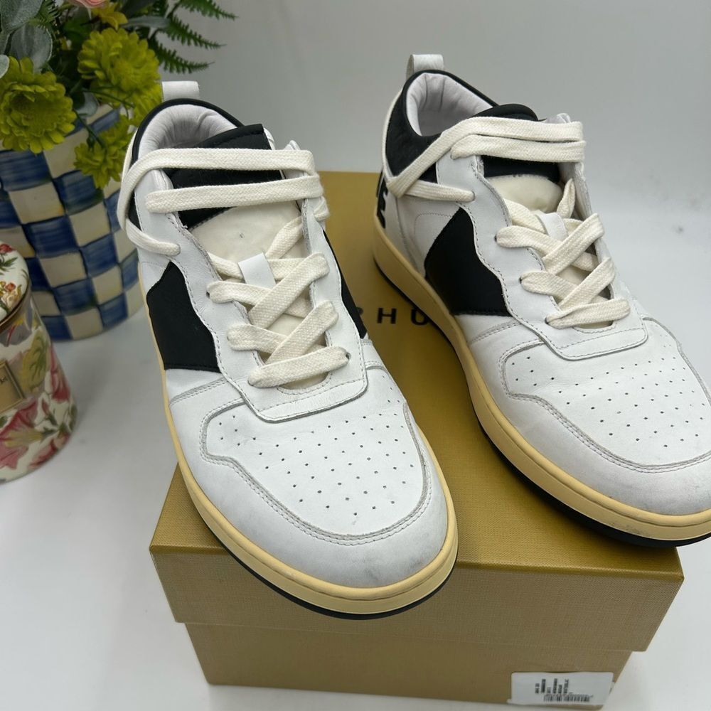 Men's Rhude logo lettering, low top leather sneakers size 9